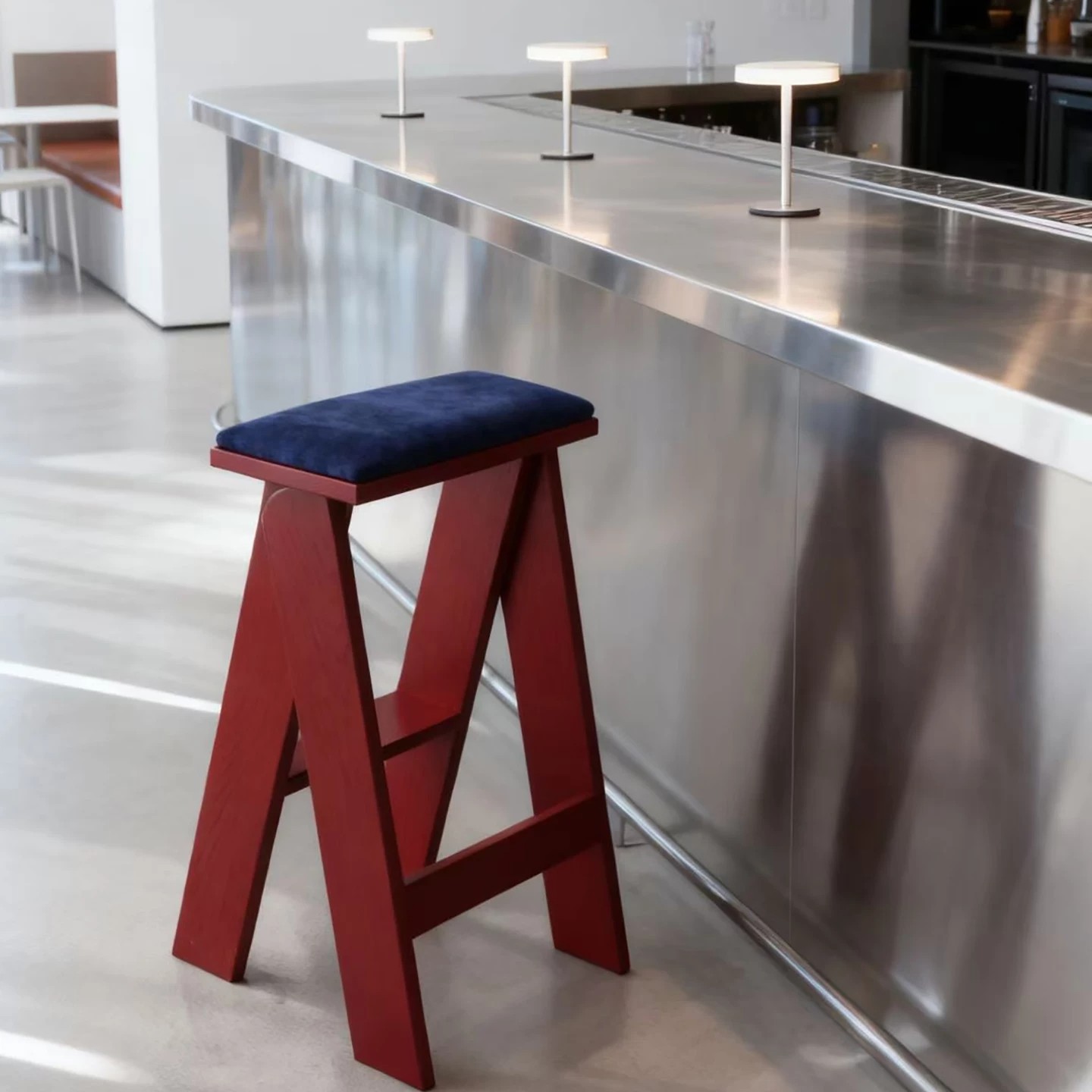 เก้าอี้บาร์ไม้เนื้อแข็งพับได้ส - Commercial Kitchen Counter บทวิจารณ์และราคา
